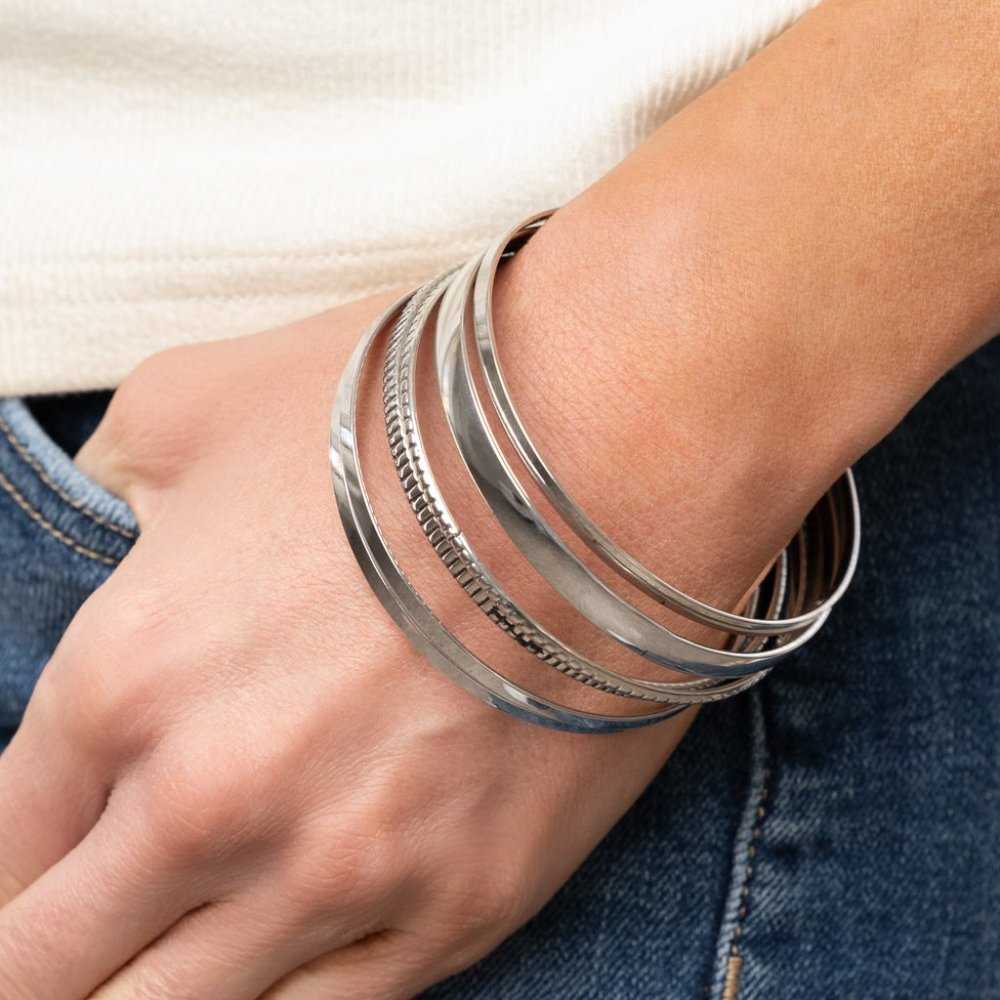 Gliding Gleam - Silver ♥ Bracelet